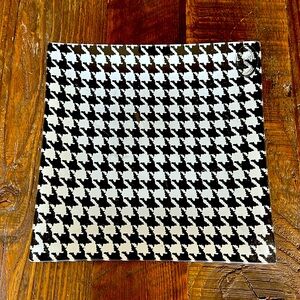 Checkered pattern Black / White Glass Tray